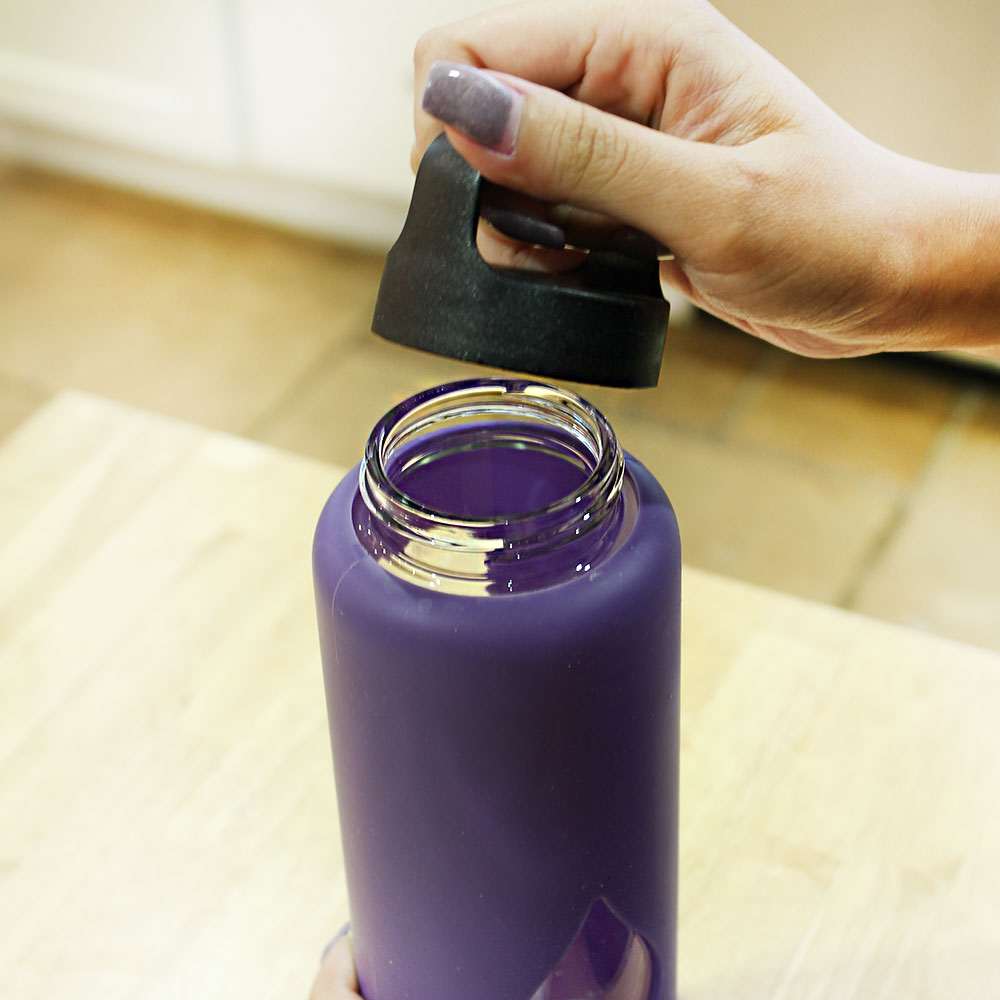 Glass Water Bottle - 750ml / 25oz - Purple